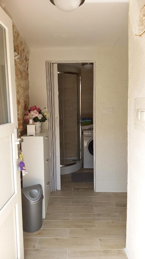 Apartament Apartman Niki, Medov Dolac - Lovreć Zewnętrze zdjęcie